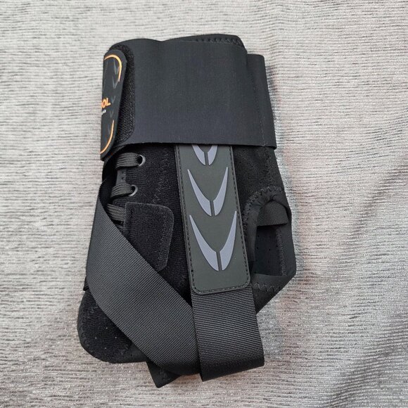 WHCool Ankle Support Brace Size M 12 - 13" Inch Ankle Circumfrance NEW Open Bag - Picture 5 of 5